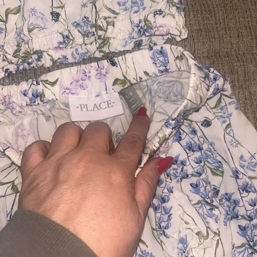 Mixed Girls' Skirt & Short Lot - Navy, Black, Pink, Chambray, Floral - Picture 11 of 11